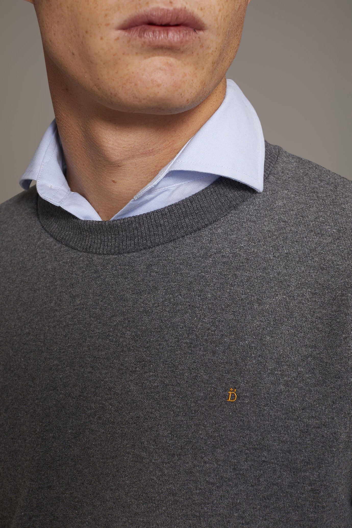 Round neck 100% cotton sweatshirt made in Italy