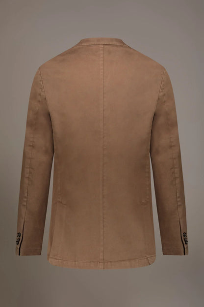Single-breasted jacket with patch pocket