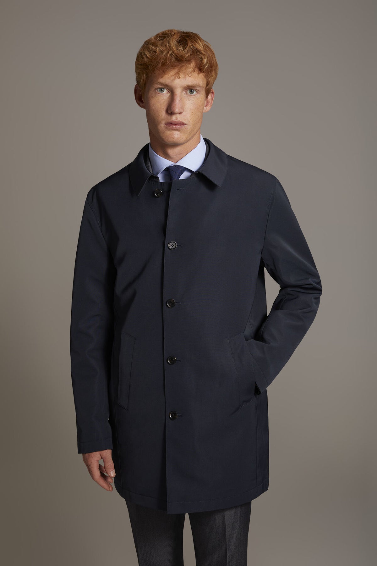 Double face wool blend raincoat in technical fabric