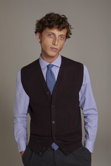 Wool blend V-neck knitted vest