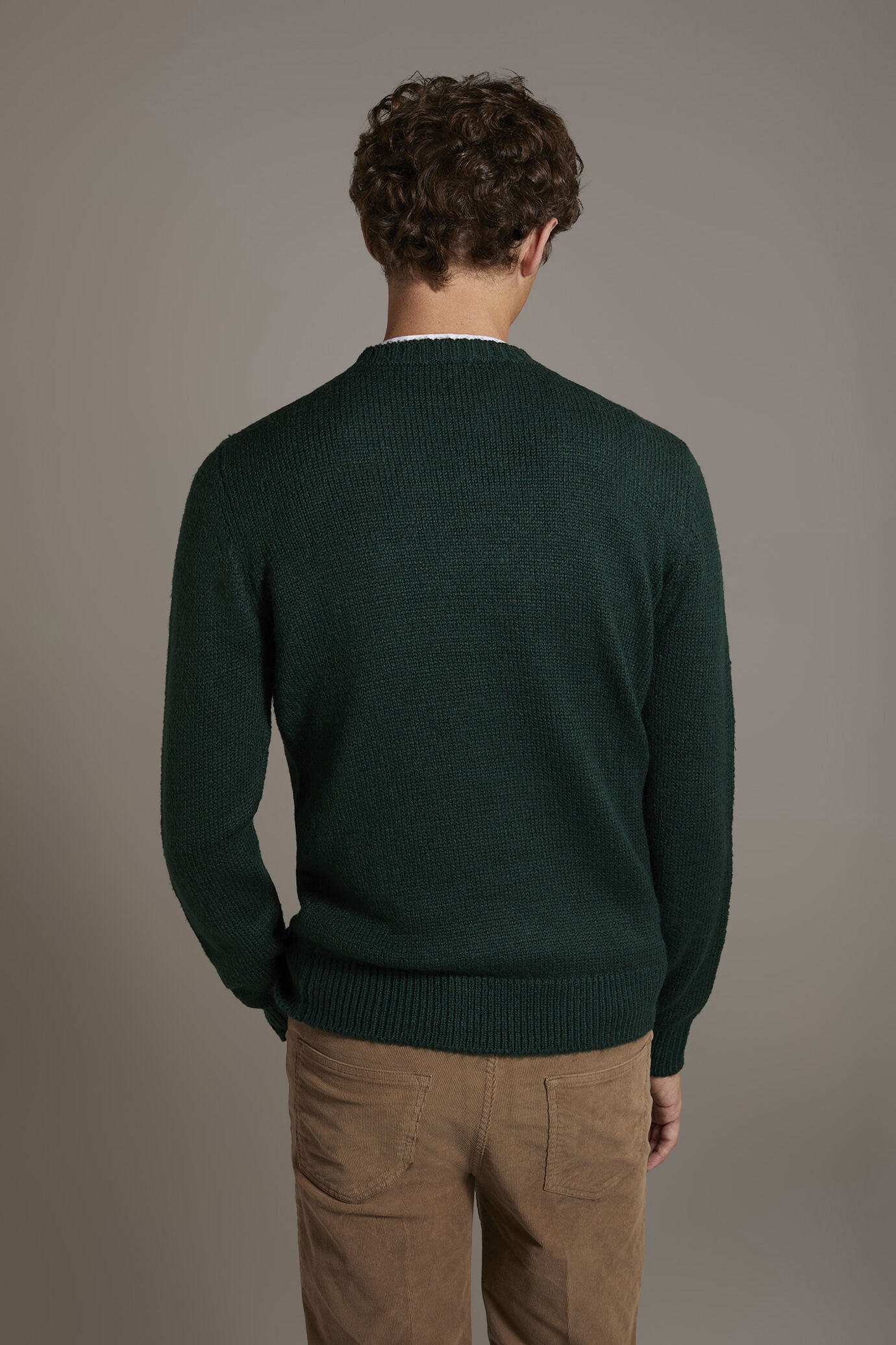 Round neck wool blend sweater
