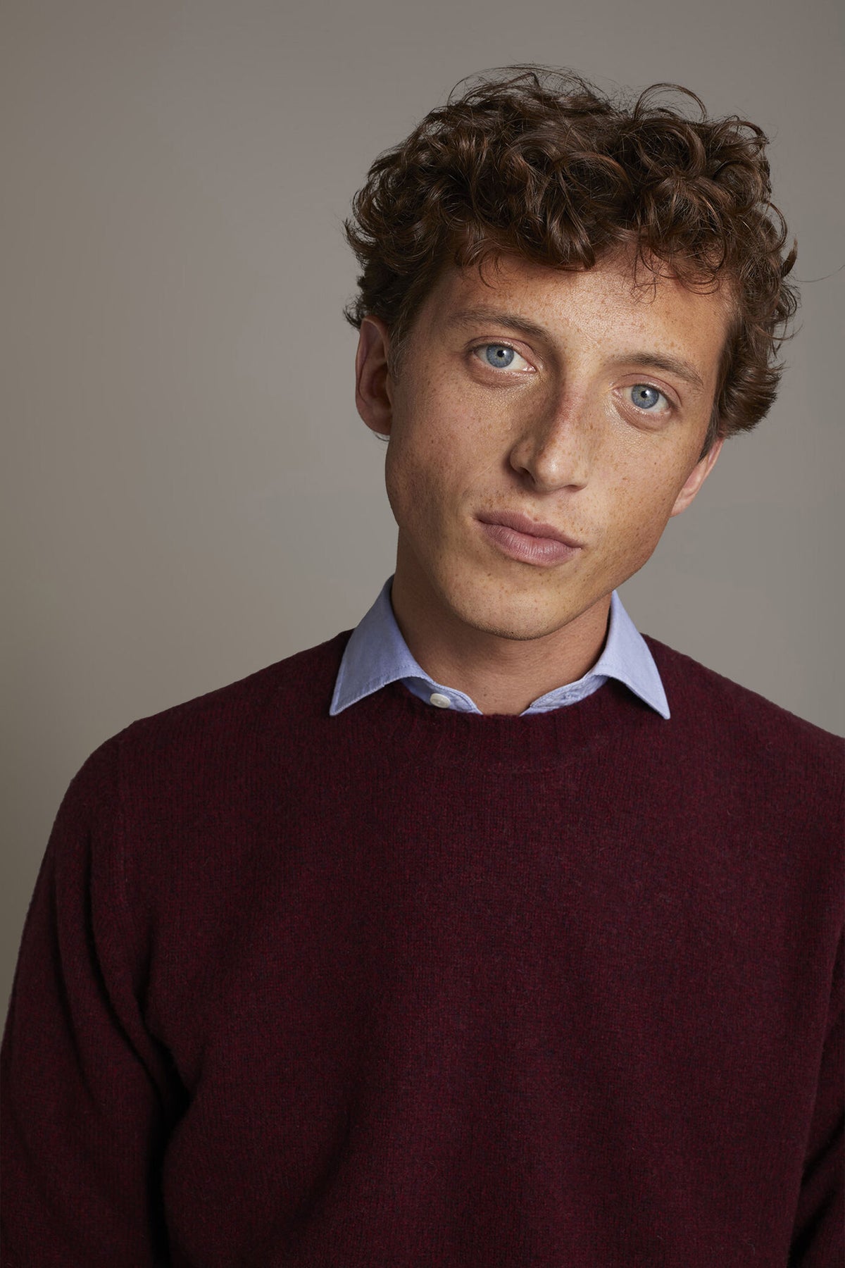 Lambswool blend round neck sweater