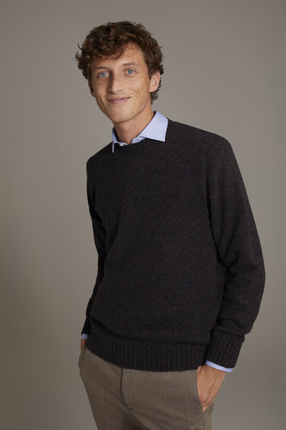 Lambswool blend round neck sweater