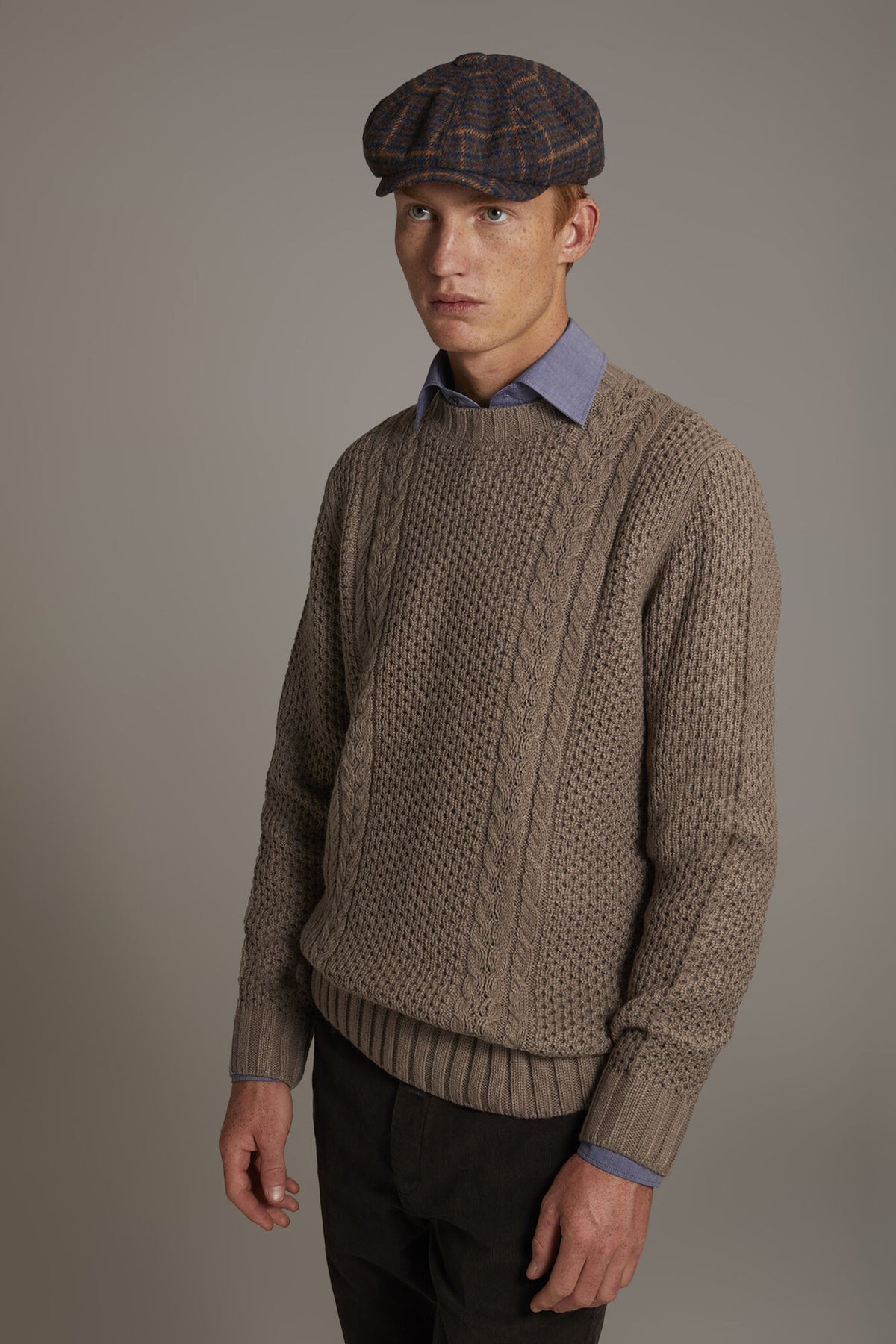 Wool blend round neck sweater with honeycomb heavy knitting