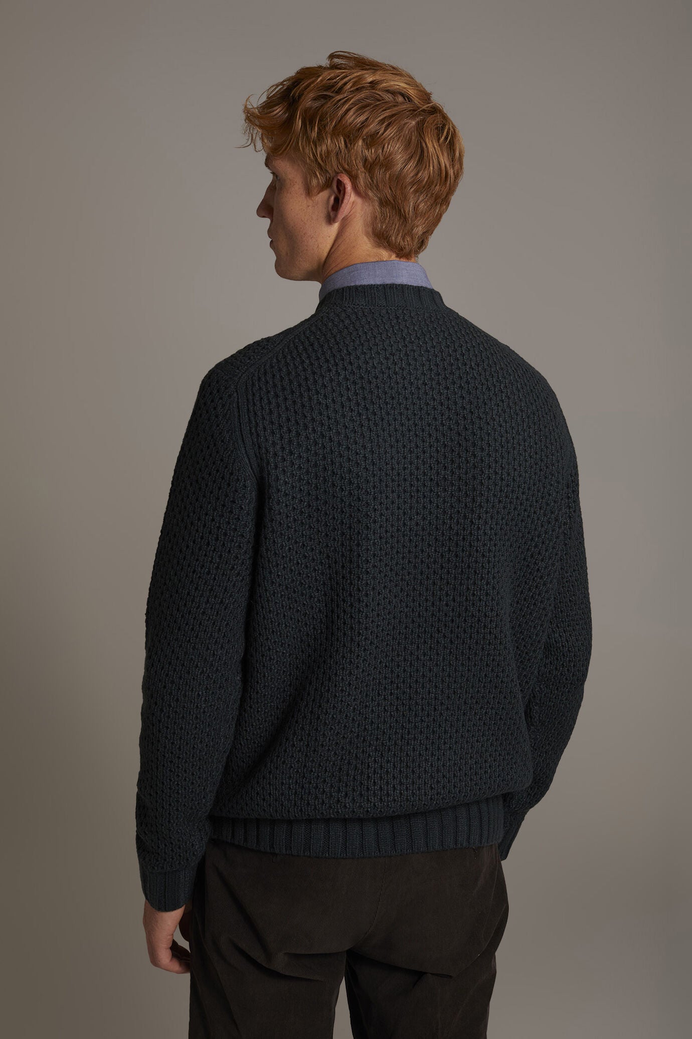 Wool blend round neck sweater with honeycomb heavy knitting