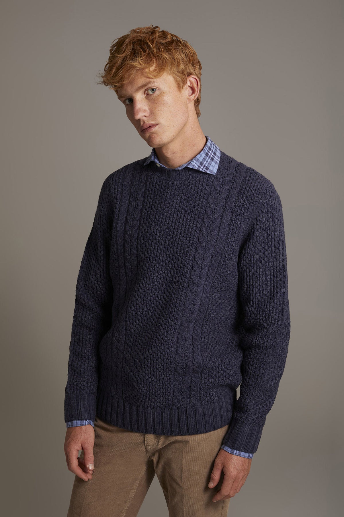 Wool blend round neck sweater with honeycomb heavy knitting