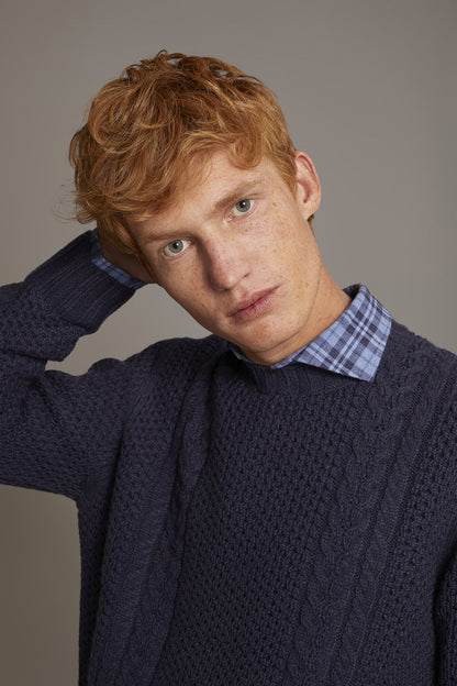 Wool blend round neck sweater with honeycomb heavy knitting