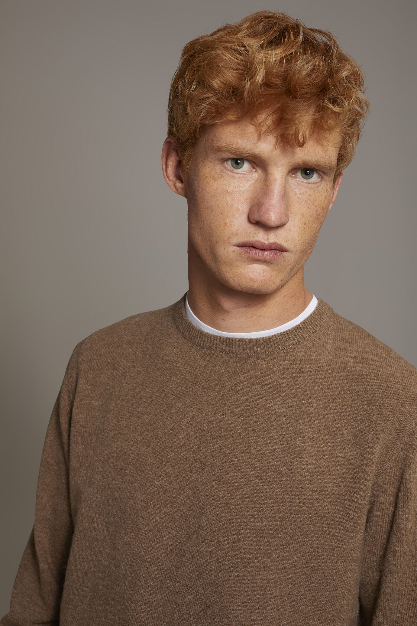 Round neck lambswool blend sweater