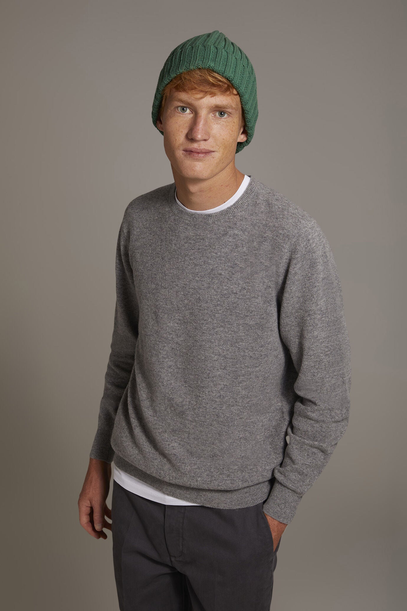 Round neck lambswool blend sweater