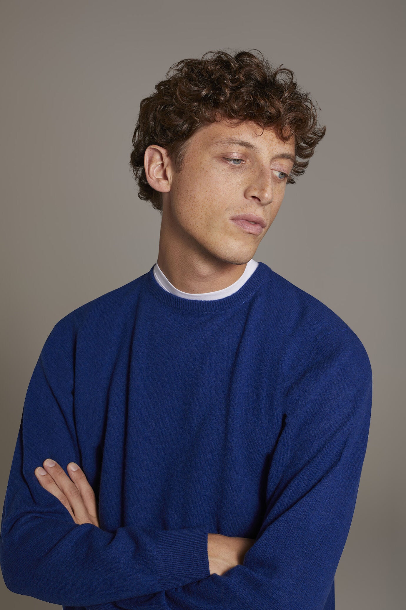 Round neck lambswool blend sweater