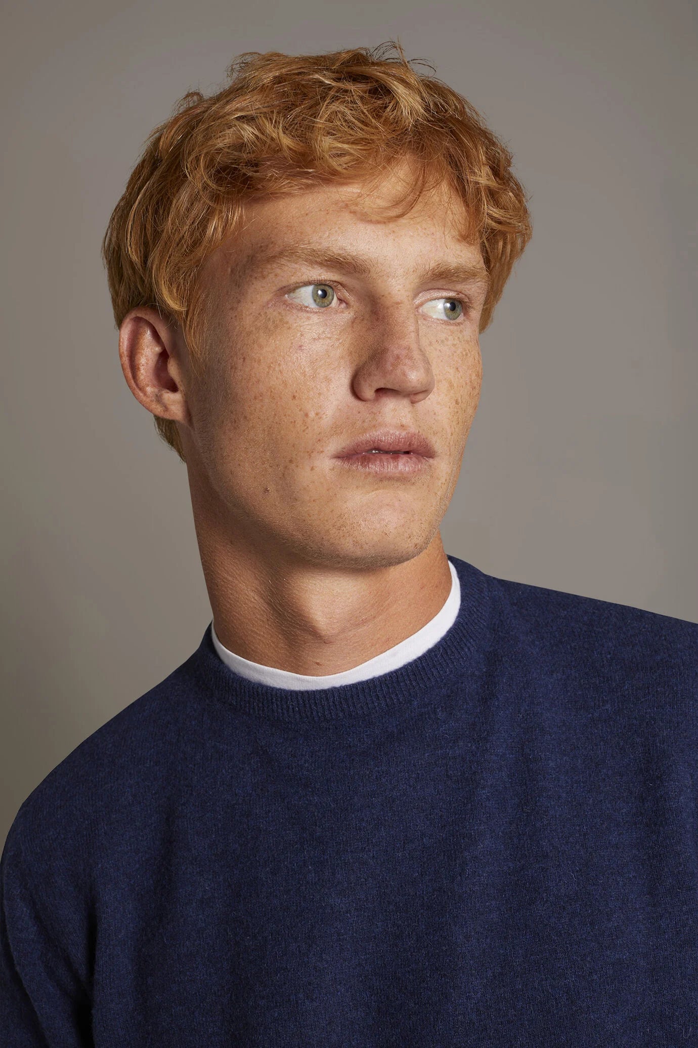 Round neck lambswool blend sweater