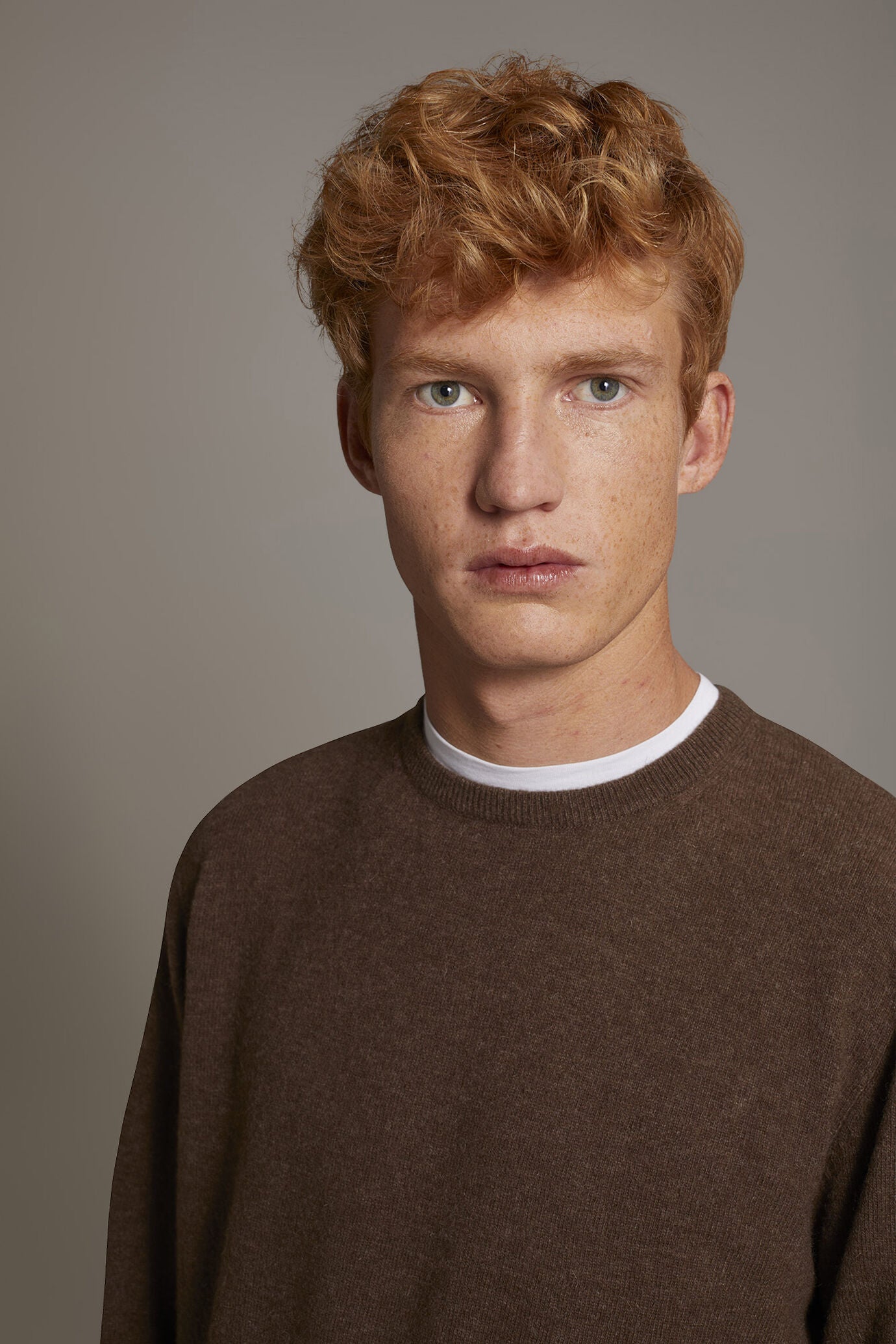 Round neck lambswool blend sweater