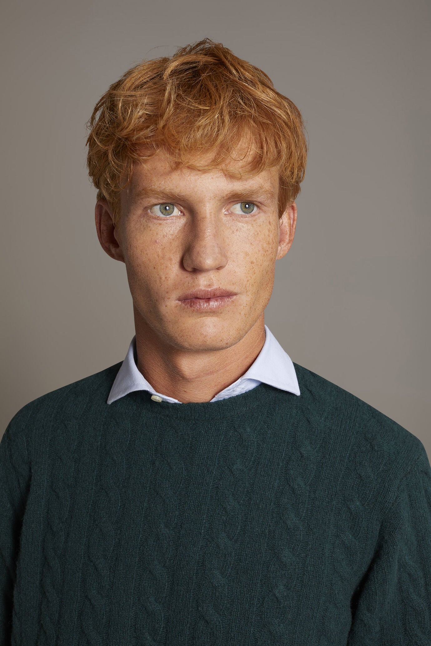 Round neck lambswool blend sweater