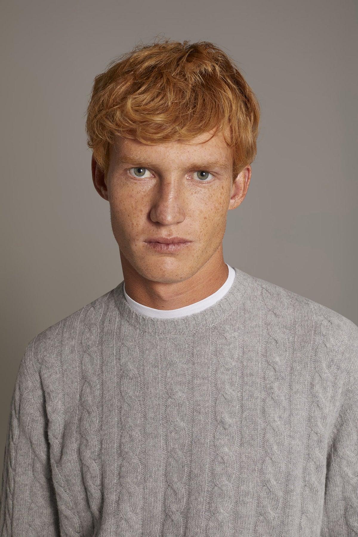 Round neck lambswool blend sweater