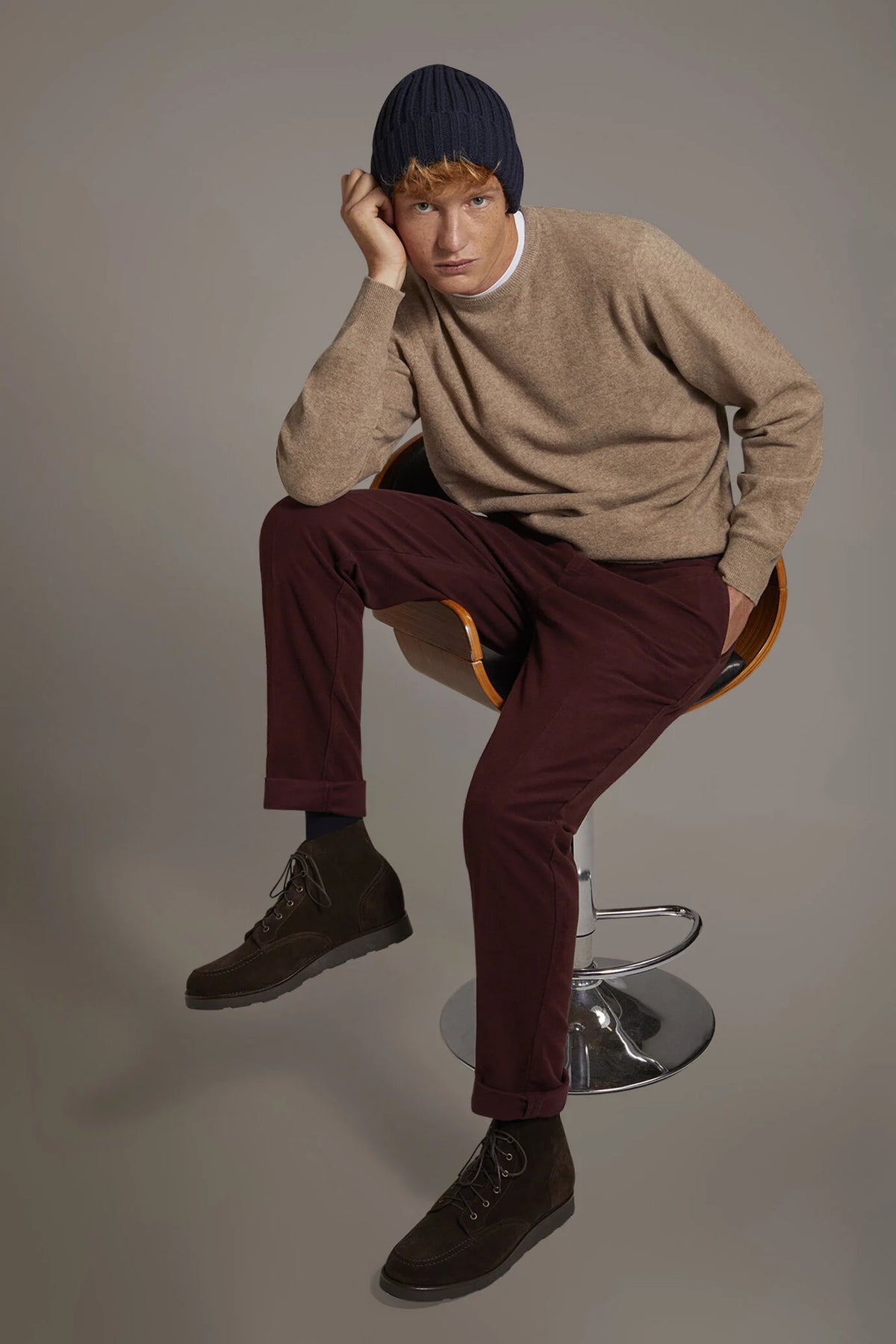 Regular fit chino trousers in moleskin fabric