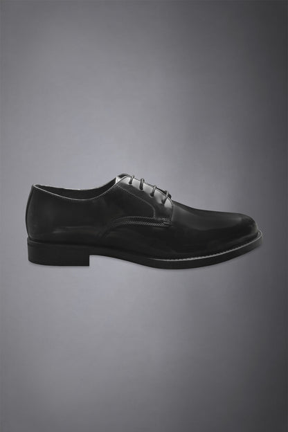 100% brushed leather boots with rubber sole