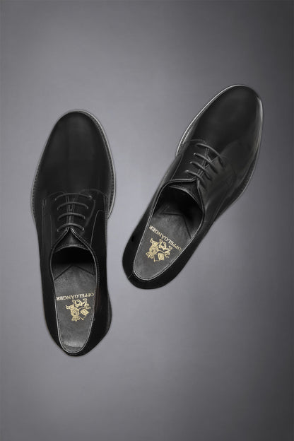 100% brushed leather derby shoe with rubber sole