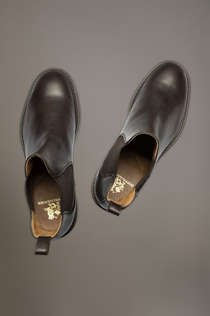 100% brushed leather chelsea boots with rubber sole