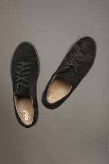100% suede leather sneakers with rubber sole