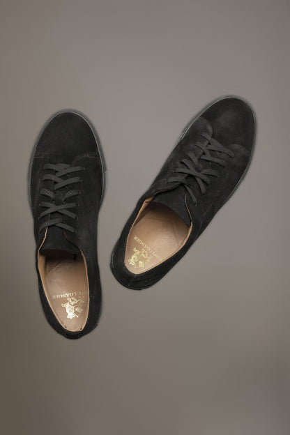 100% suede leather sneakers with rubber sole