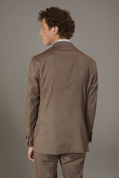 Regular fit single-breasted suit patterned herringbone fabric with solaro texture