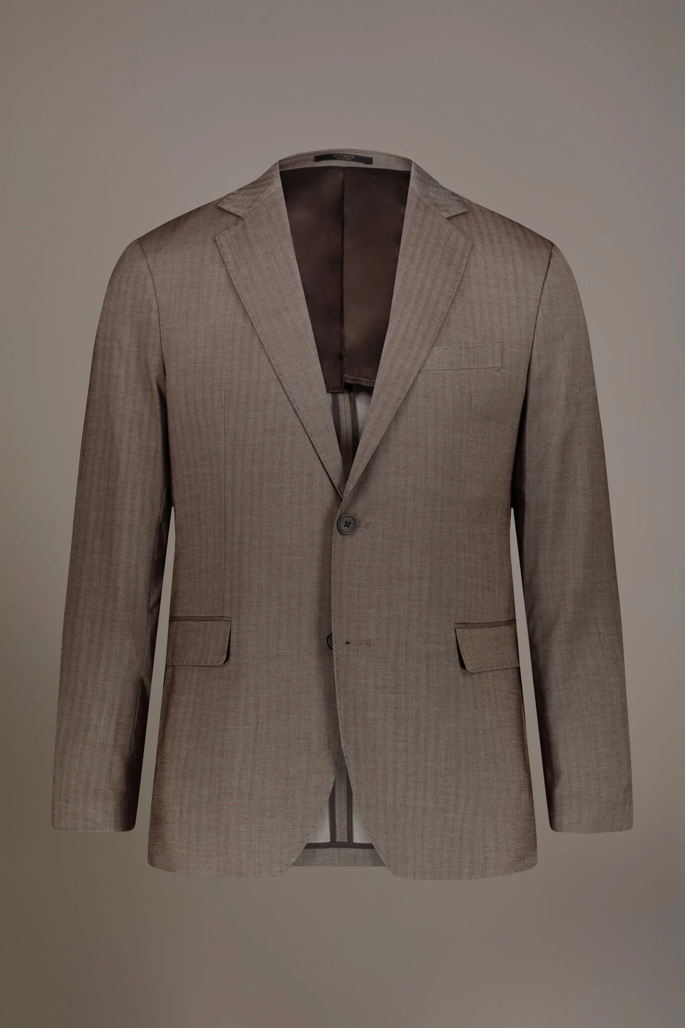 Regular fit single-breasted suit patterned herringbone fabric with solaro texture