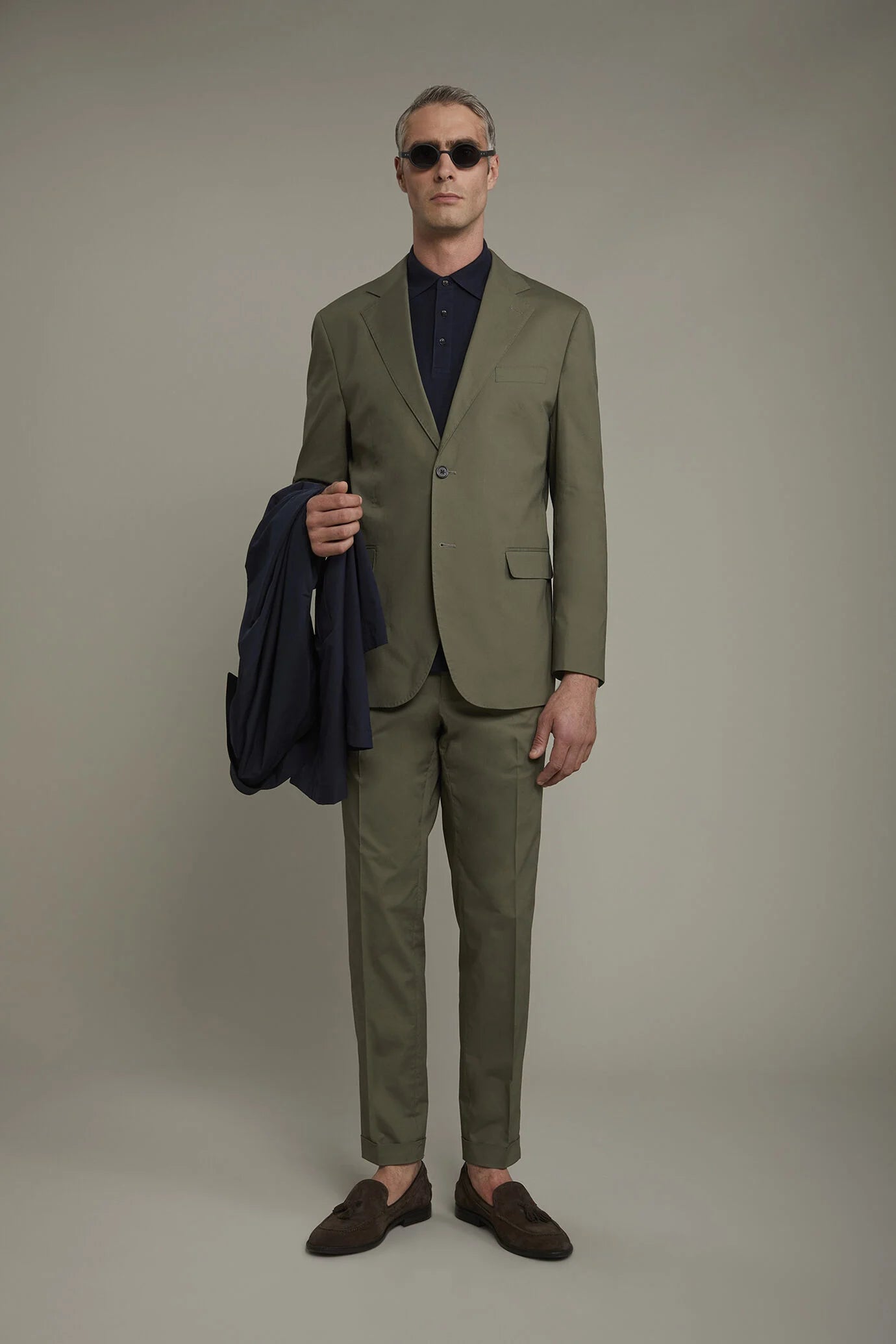 Single-breasted cotton regular fit solid color suit