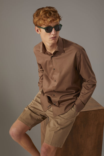 Classic Bermuda shorts twill construction