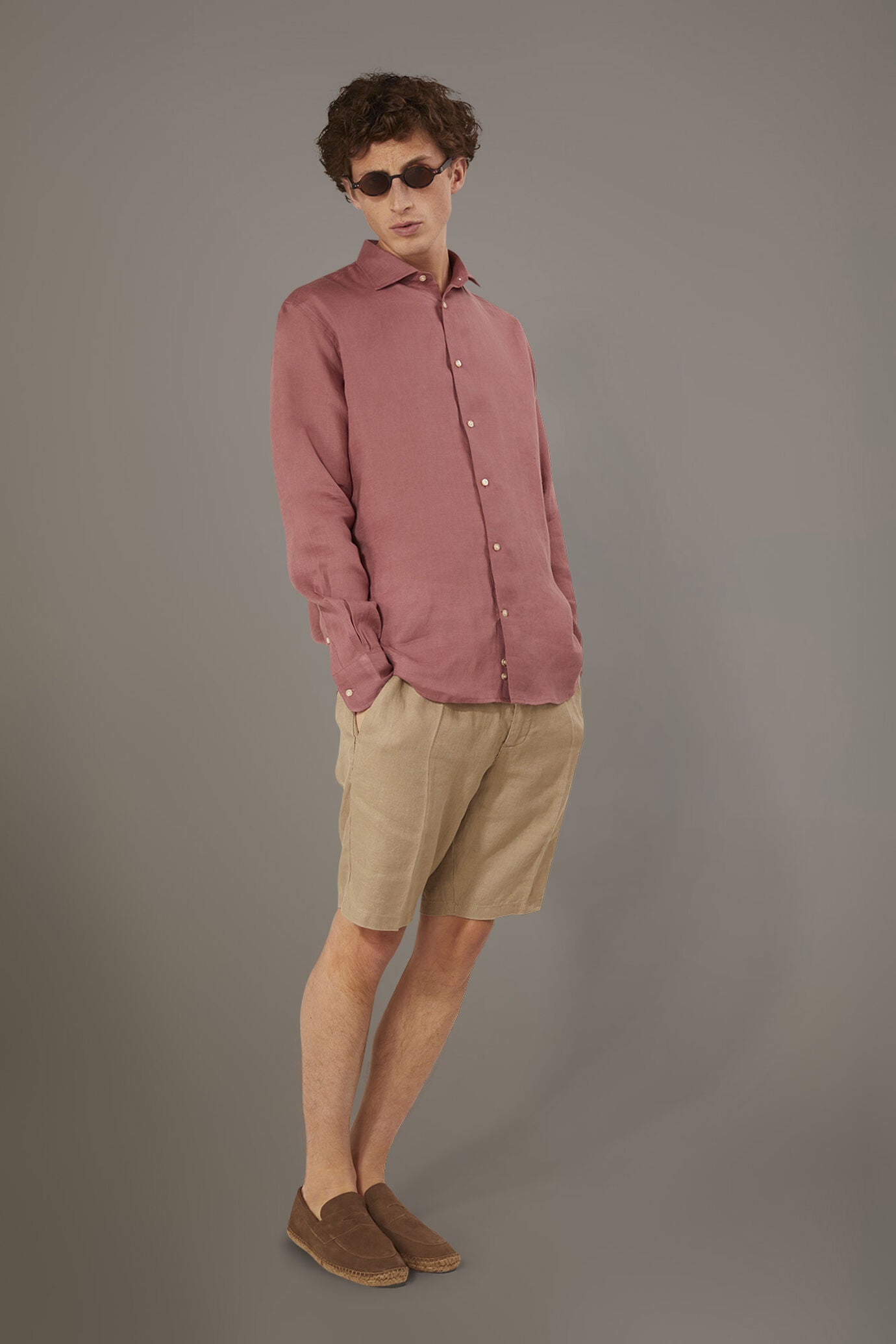 Classic Bermuda shorts 100% Linen