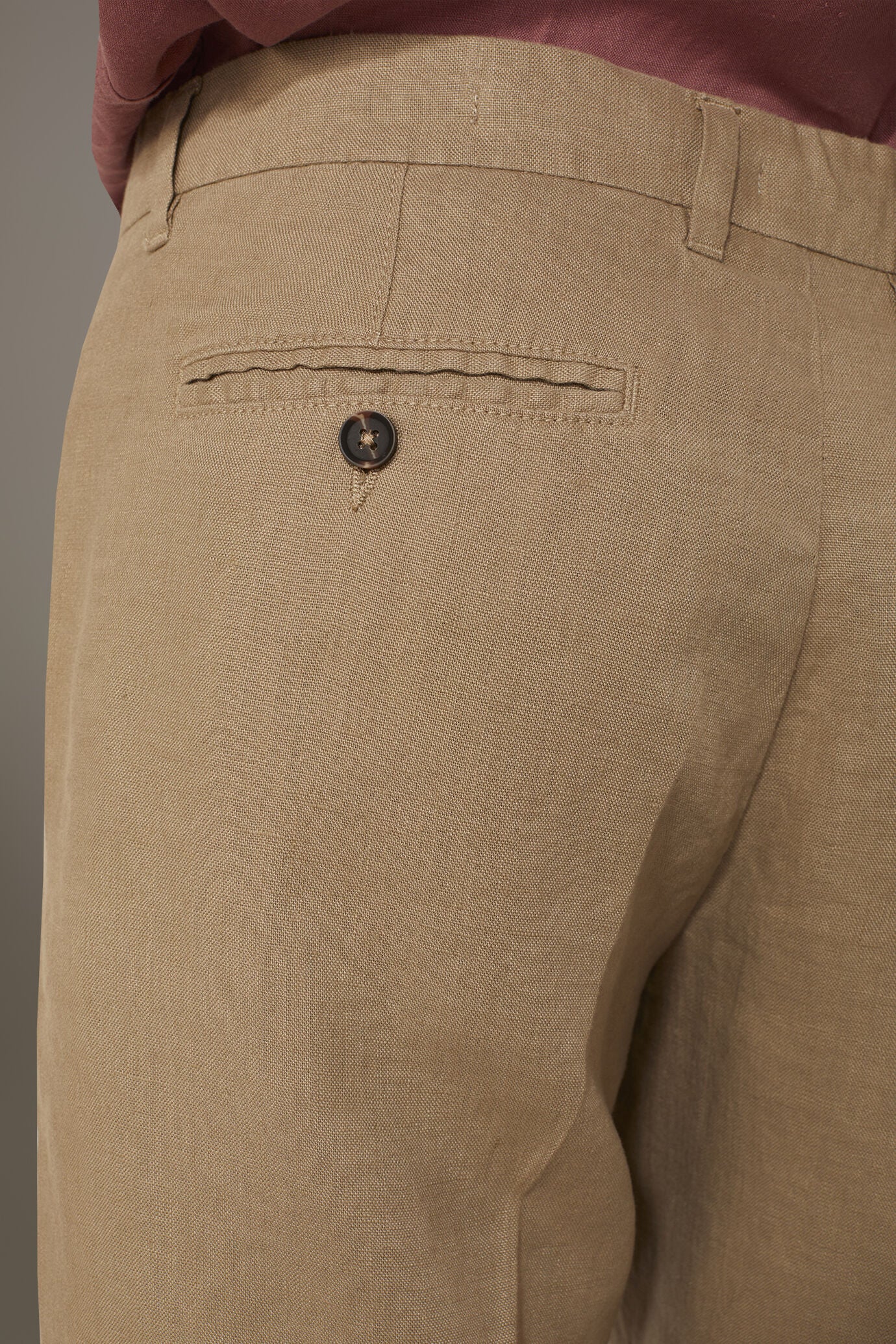 Classic Bermuda shorts 100% Linen