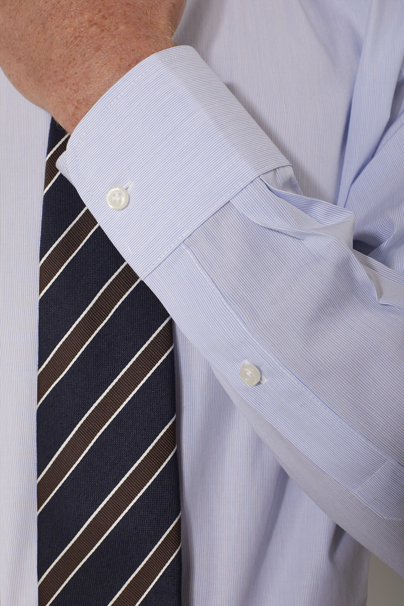 Classic shirt french collar slim fityarn dyed thin stripes