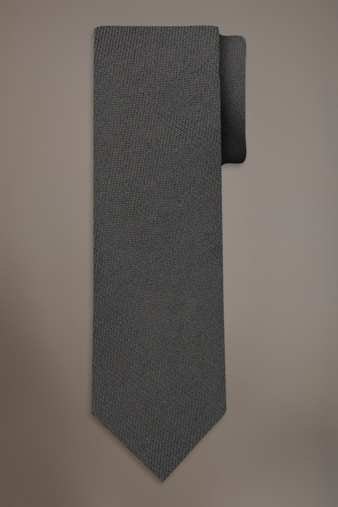 Bamboo blend tie solid colour