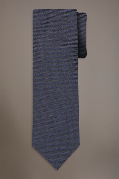 Bamboo blend tie solid colour