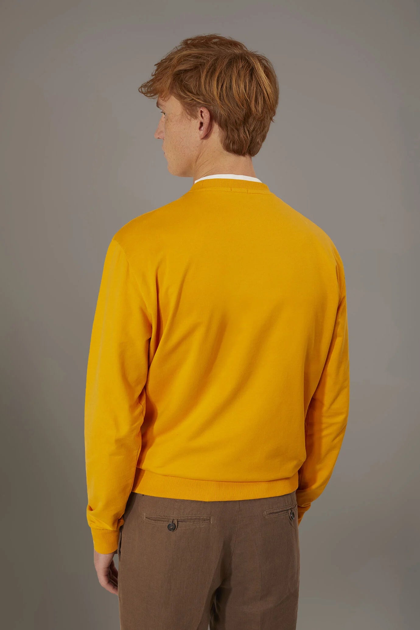 Round neck 100% cotton sweatshirt