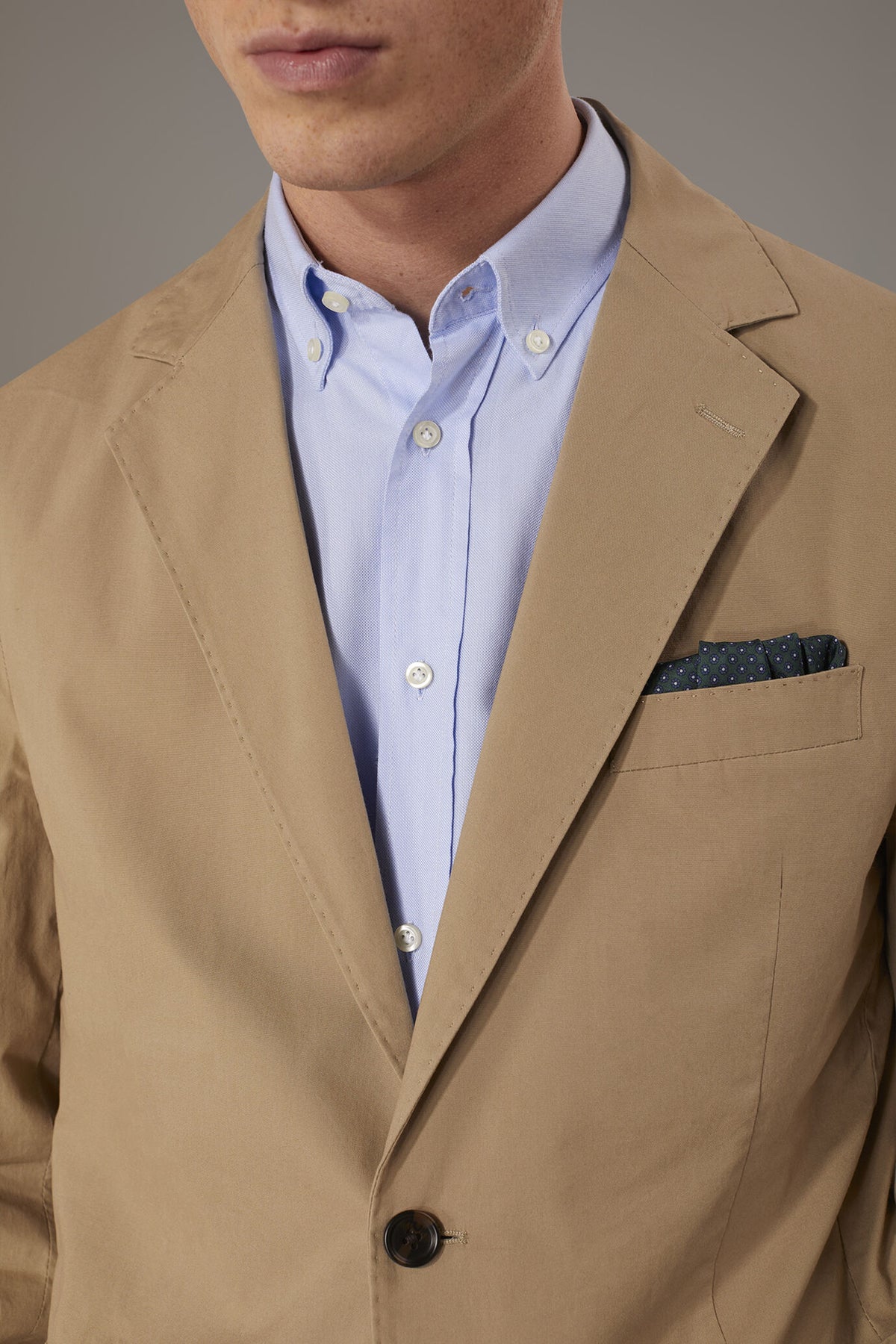 Single breasted cotton washed effect jacket with patch pocket