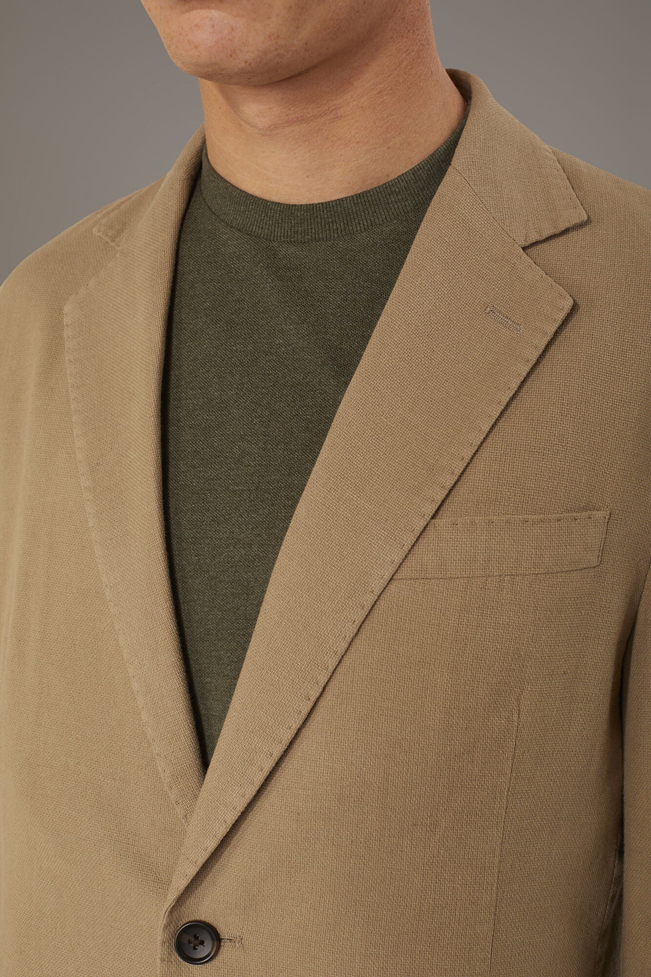 Single breasted cotton linen jacket with patch pocket