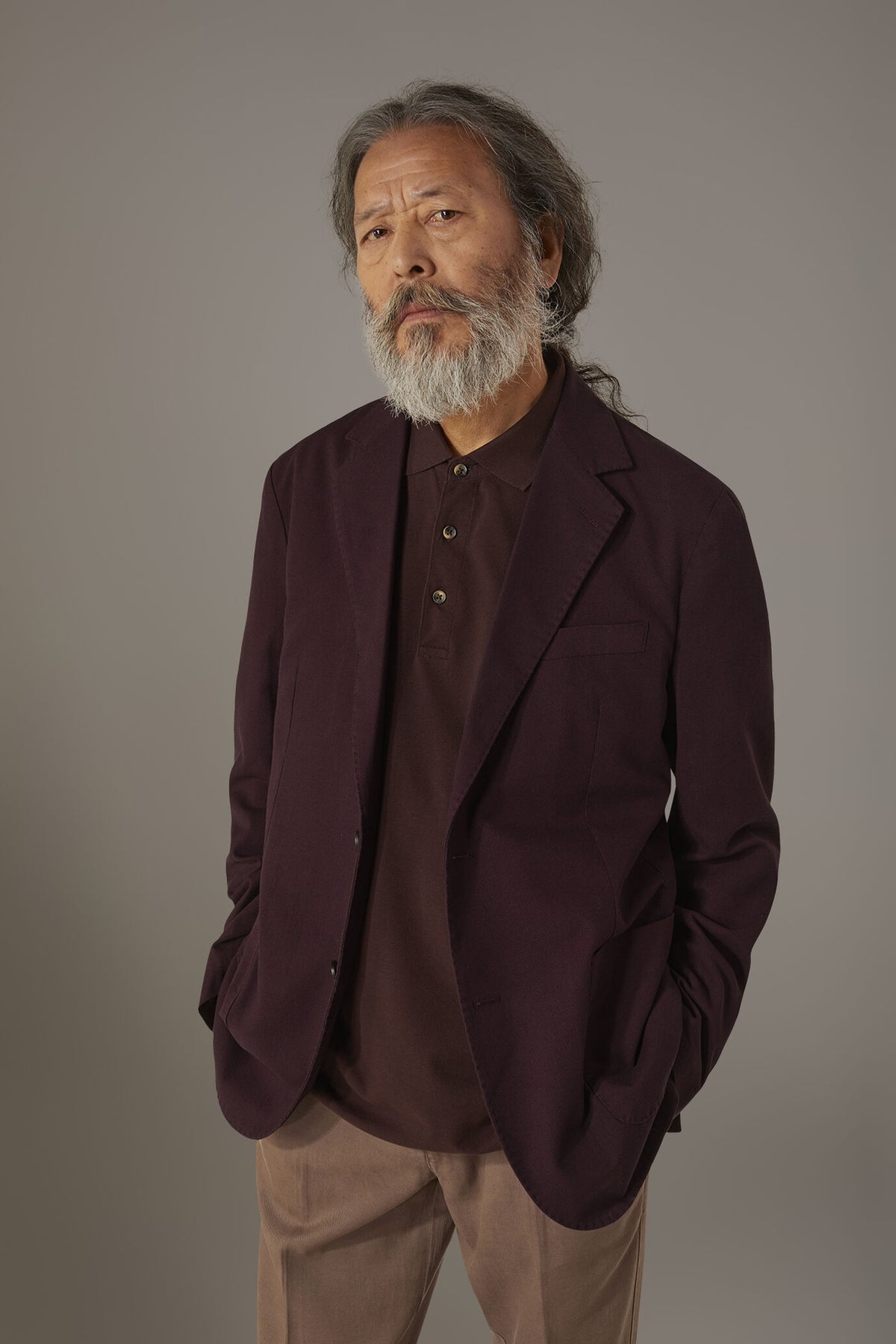 Single breasted jacket with patch pocket