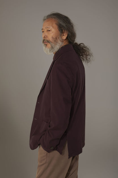 Single breasted jacket with patch pocket