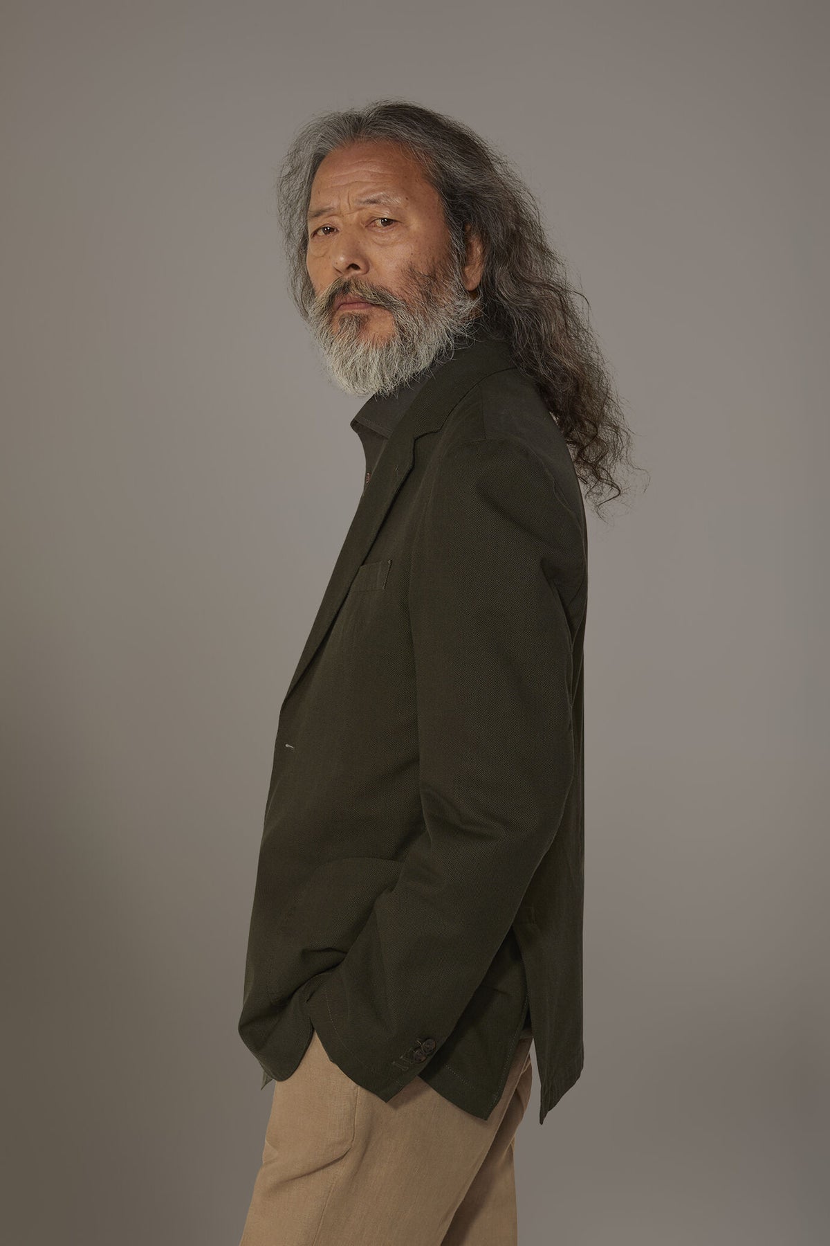 Single breasted jacket with patch pocket