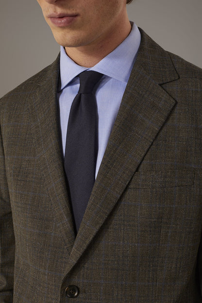 Single breasted jacket with flap pocket