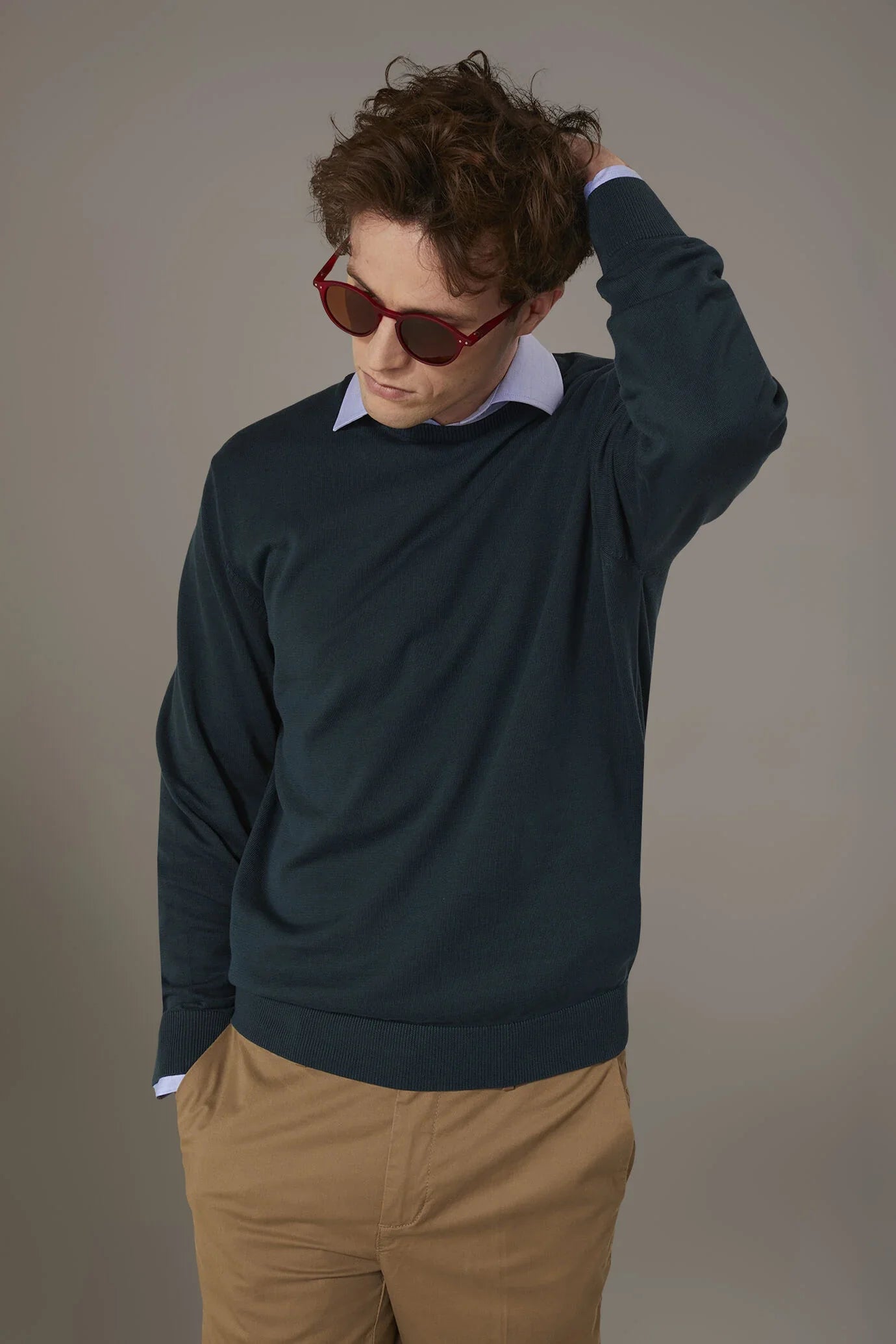 Round neck sweater 100% cotton