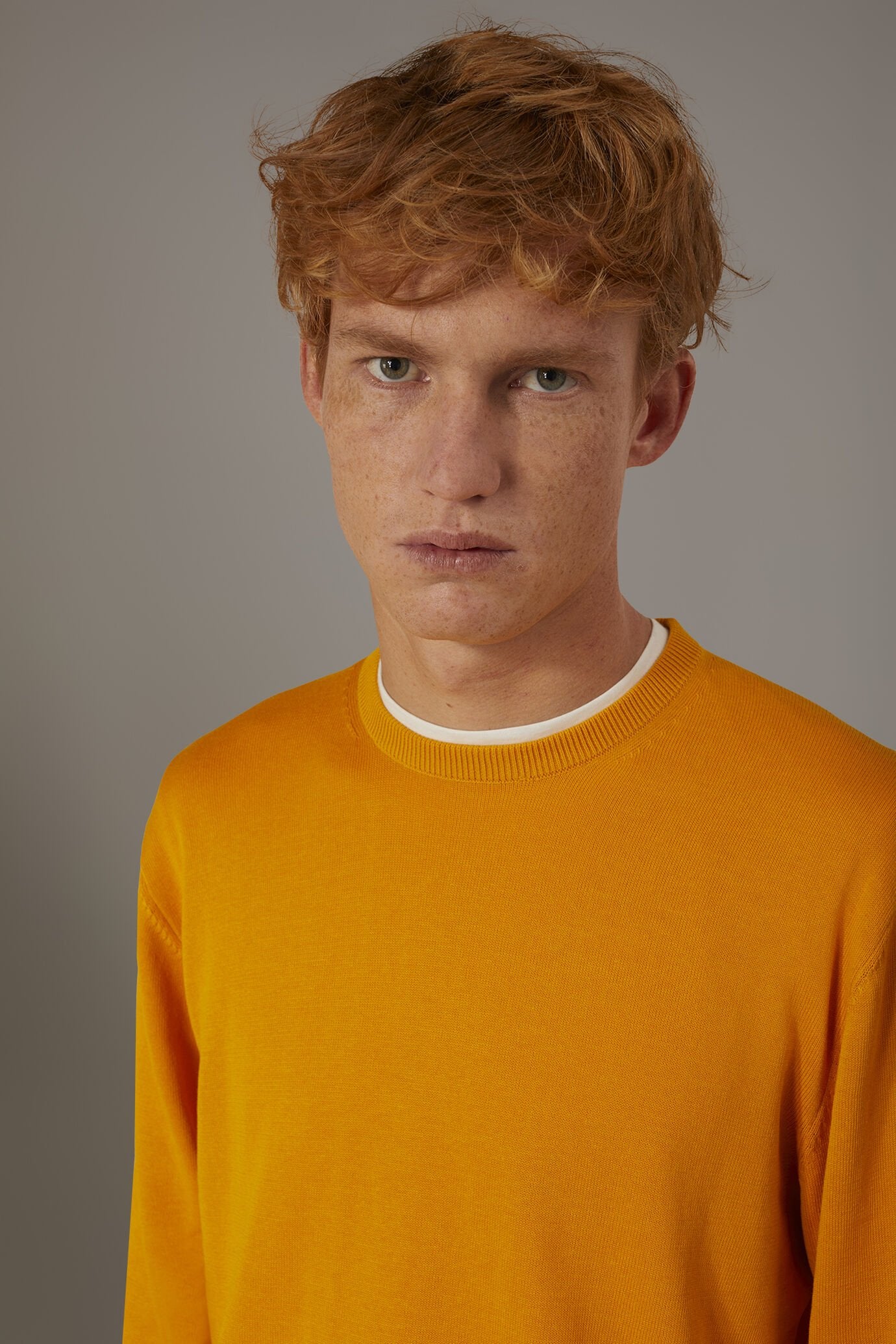 Round neck sweater 100% cotton