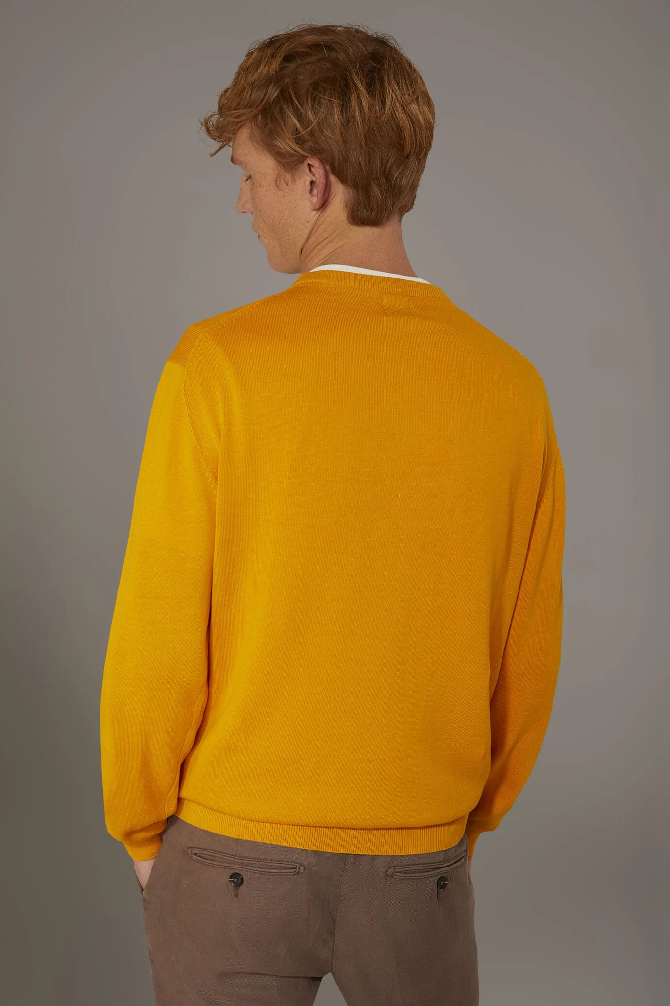 Round neck sweater 100% cotton