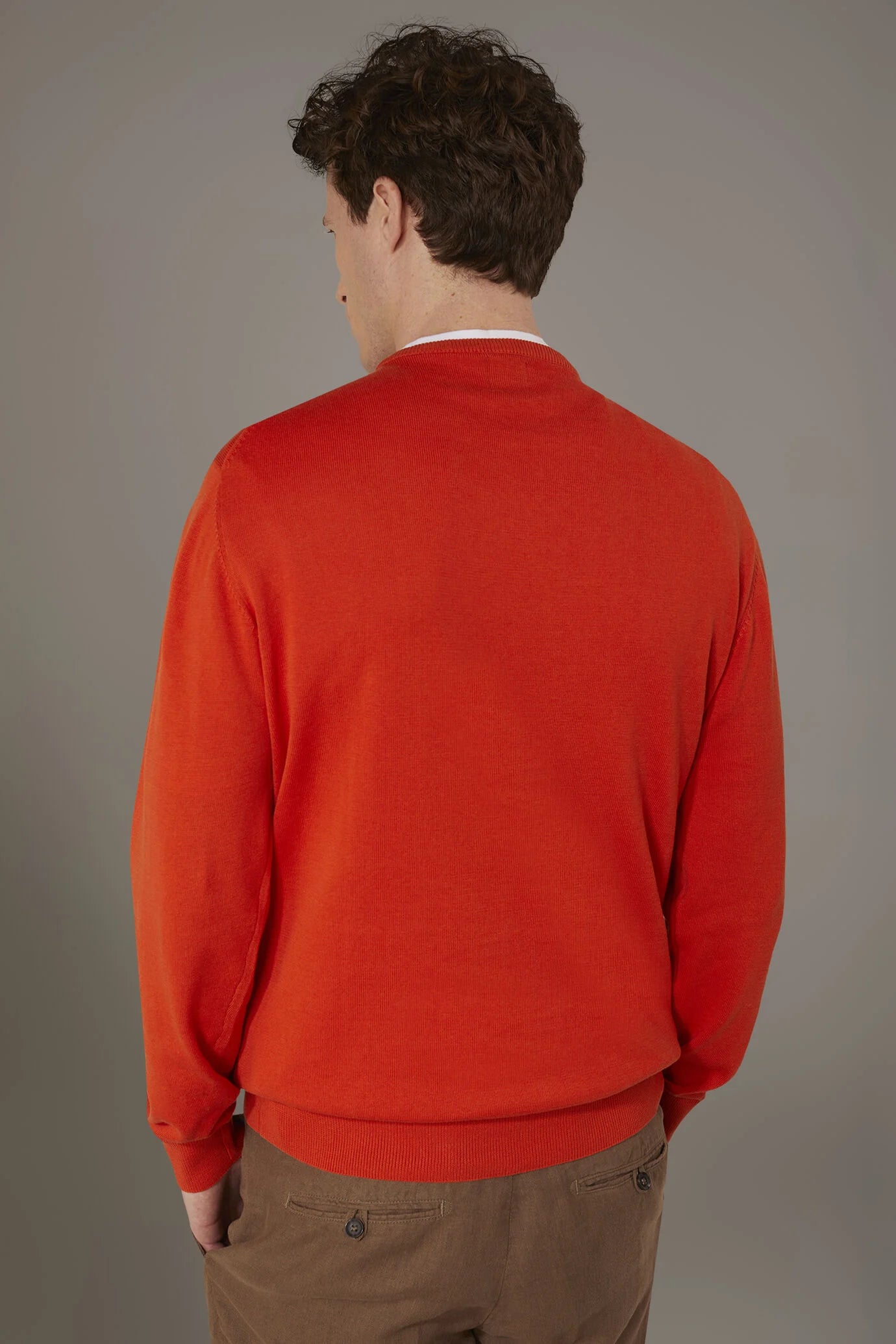 Round neck sweater 100% cotton