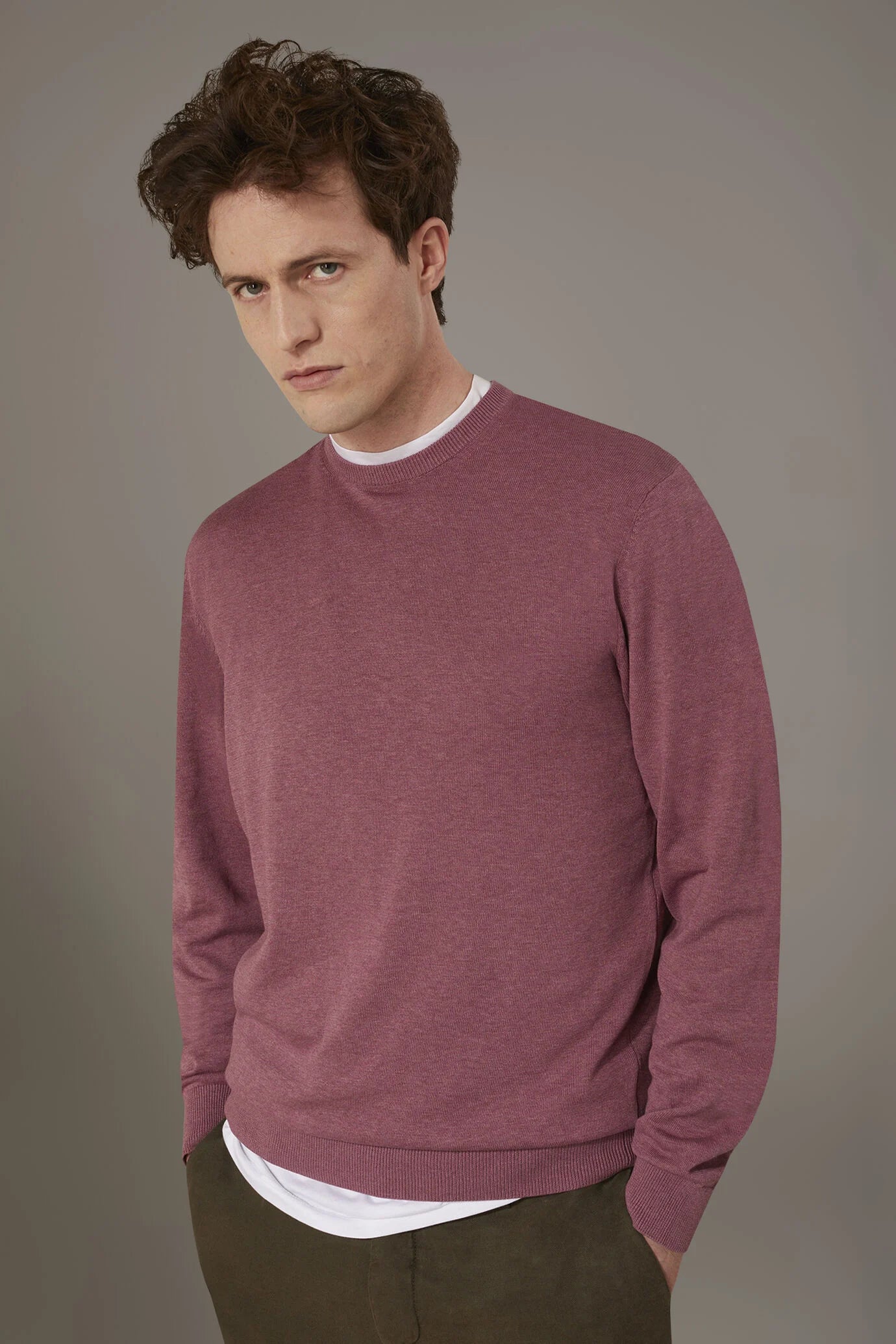 Round neck sweater 100% cotton