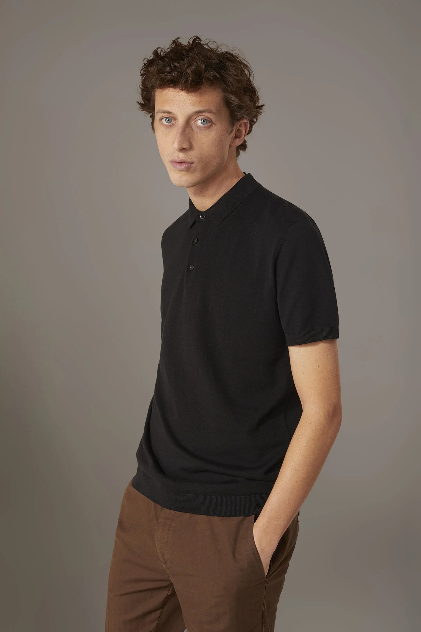 Knitted short sleeves polo 100% cotton