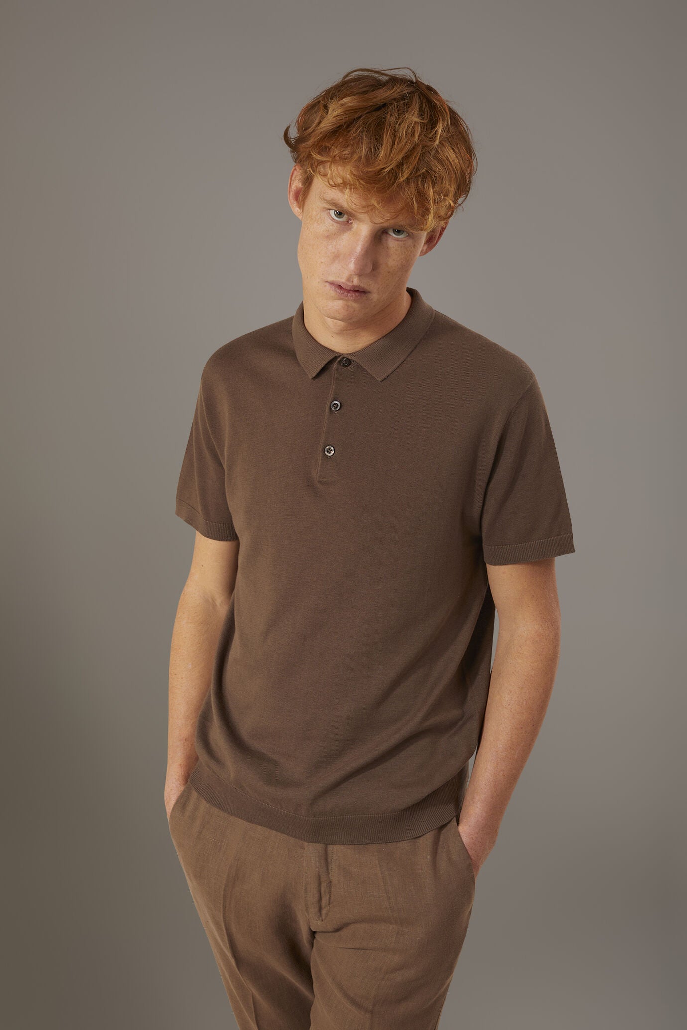 Knitted short sleeves polo 100% cotton
