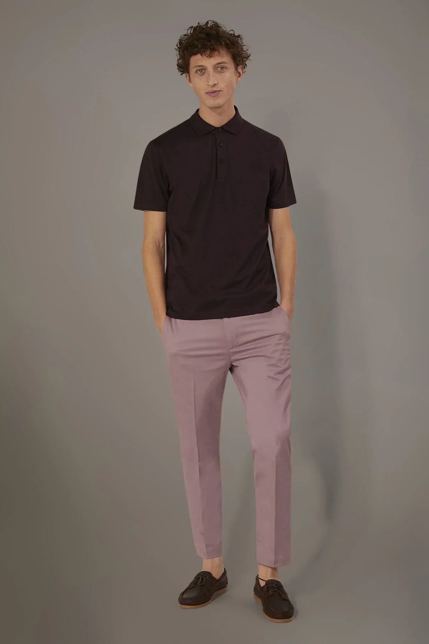 Regular fit trousers in twill construction