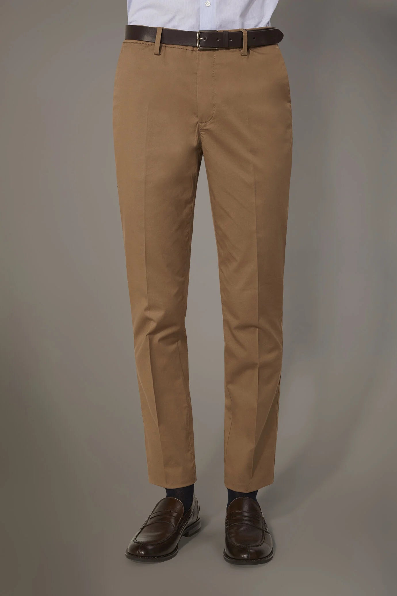 Regular fit trousers in twill construction