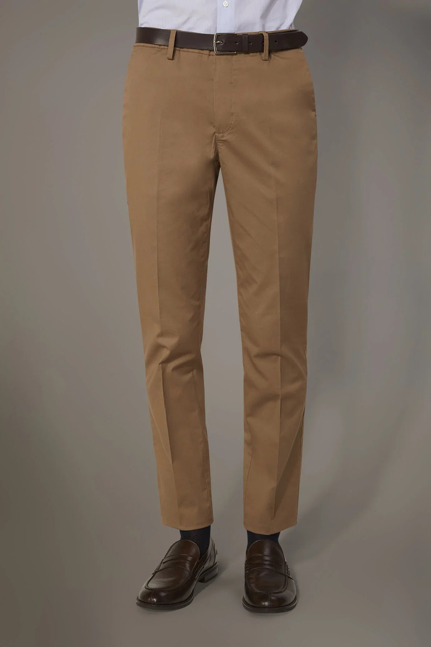 Regular fit trousers in twill construction